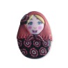 Mathilde, broche matriochka fleurie en pâte polymère