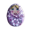 Nuelle, broche matriochka fleurie en pâte polymère
