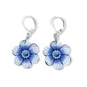 Boucles d'oreilles pendantes, fleur bleue simple, en pâte polymère