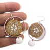 Boucles d'oreilles pendantes, fleur jaune moutarde, en pâte polymère