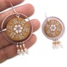Boucles d'oreilles pendantes, fleurs esprit liberty, jaune moutarde, en pâte polymère