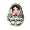 Broche matriochka fleurie vert bronze en pâte polymère