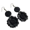 Boucles d'oreilles nostalgia, pendantes avec fleurs noires en pâte polymère