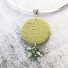 Pendentif rond, en pâte polymère