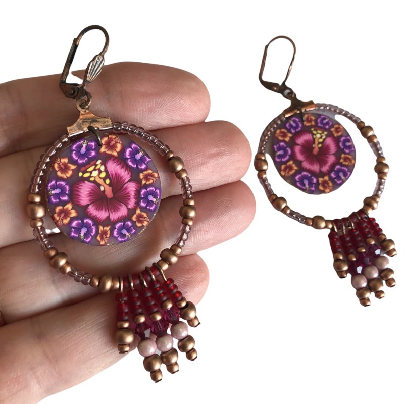 Boucles d'oreilles hibiscus bohème pendantes, en pâte polymère
