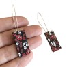Boucles d'oreilles pendantes, rectangles liberty rouge et noir, en pâte polymère