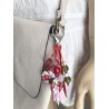 Gri-gri, bijou de sac, rouge - rose,  fraises - fleurs