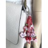 Gri-gri, bijou de sac, rouge - rose,  fraises - fleurs