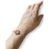 Un bracelet fleur rouge, en pâte polymère, chaine inoxydable
