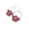Boucles d'oreilles, fleur rouge, en pâte polymère