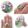 Bague "Sakura de Jade" – Cabochon Fleurs de Cerisier en Pâte Polymère