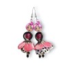 Boucles d'oreilles pendantes, jolies demoiselles rose et noir, visage en pâte polymère
