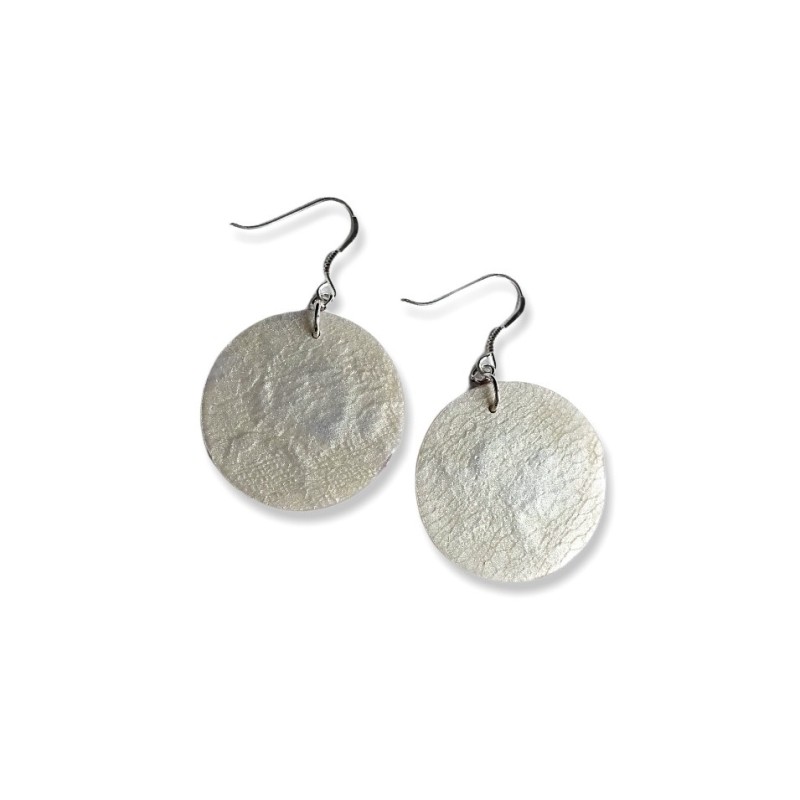 Boucles d'oreilles pendantes, cerisier en fleur, en pâte polymère